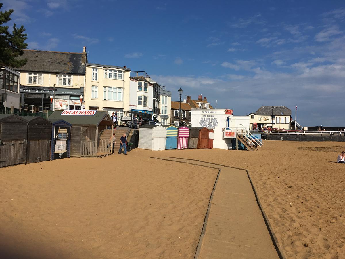 Rooms At Number One Broadstairs Bagian luar foto